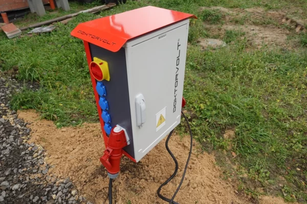 Rozdzielnica na stojaku OS-S/FI SET 2x32A 1x16A 8x230V gniazda Mennekes zabezpieczenia SIEMENS 6894 - obrazek 5